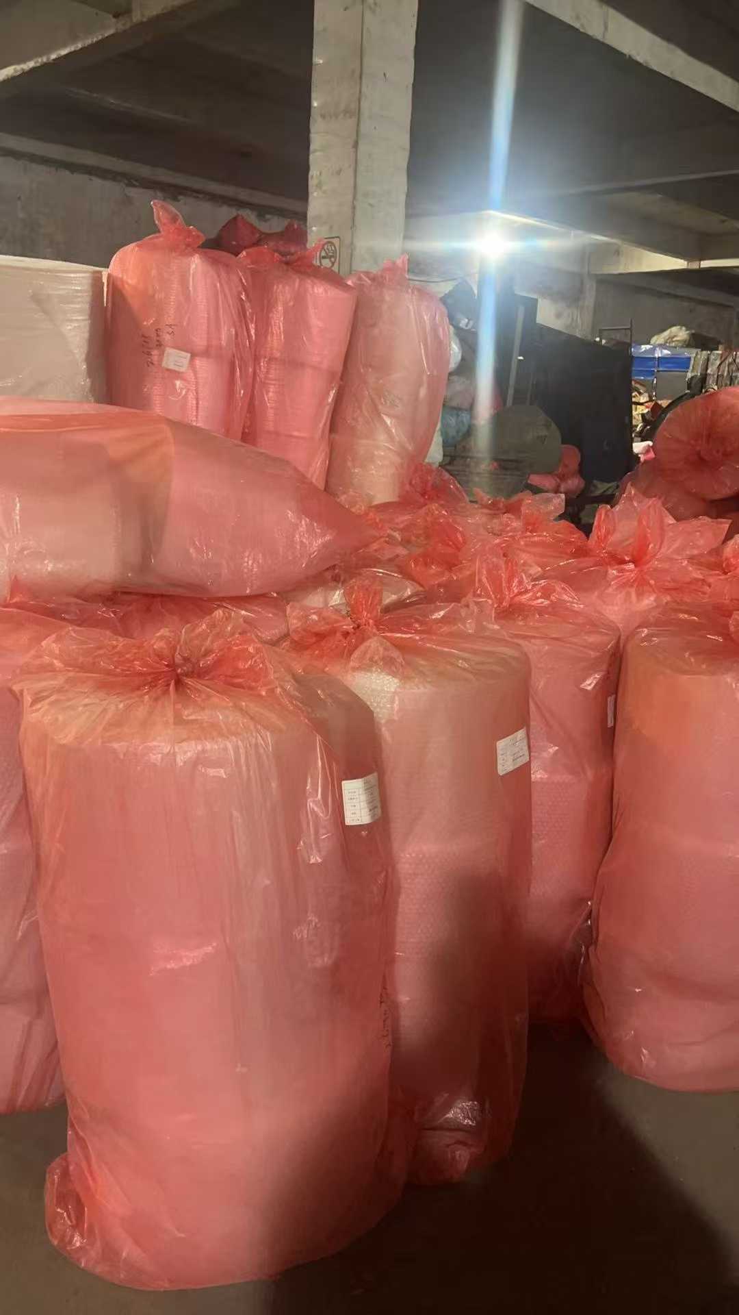 快递打包气泡膜