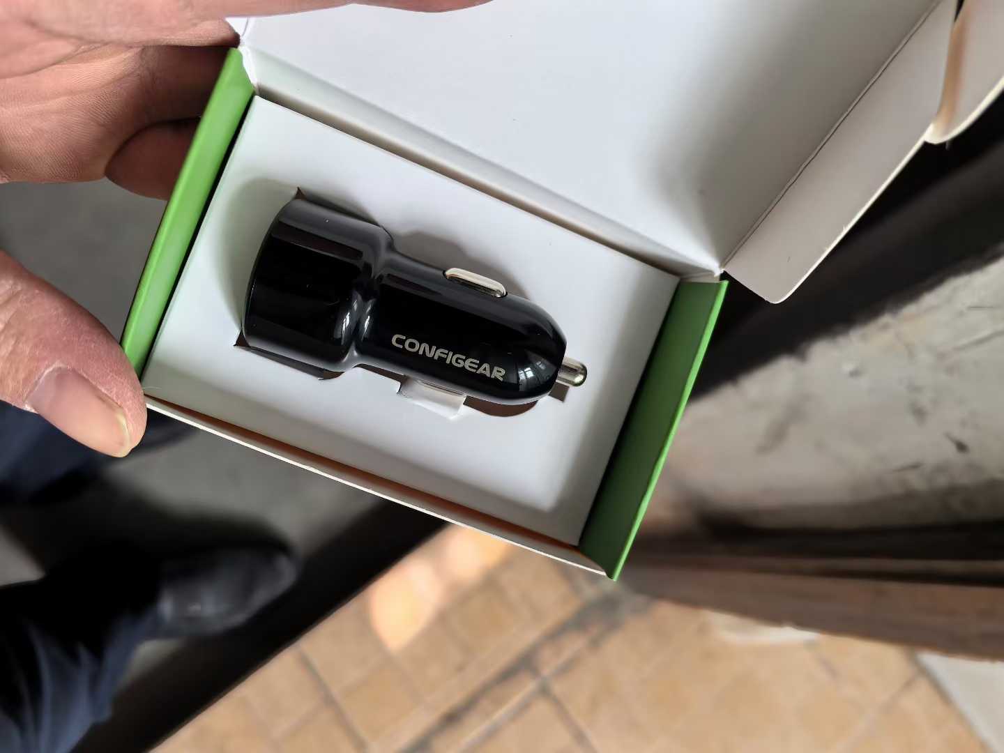 车载手机快充头