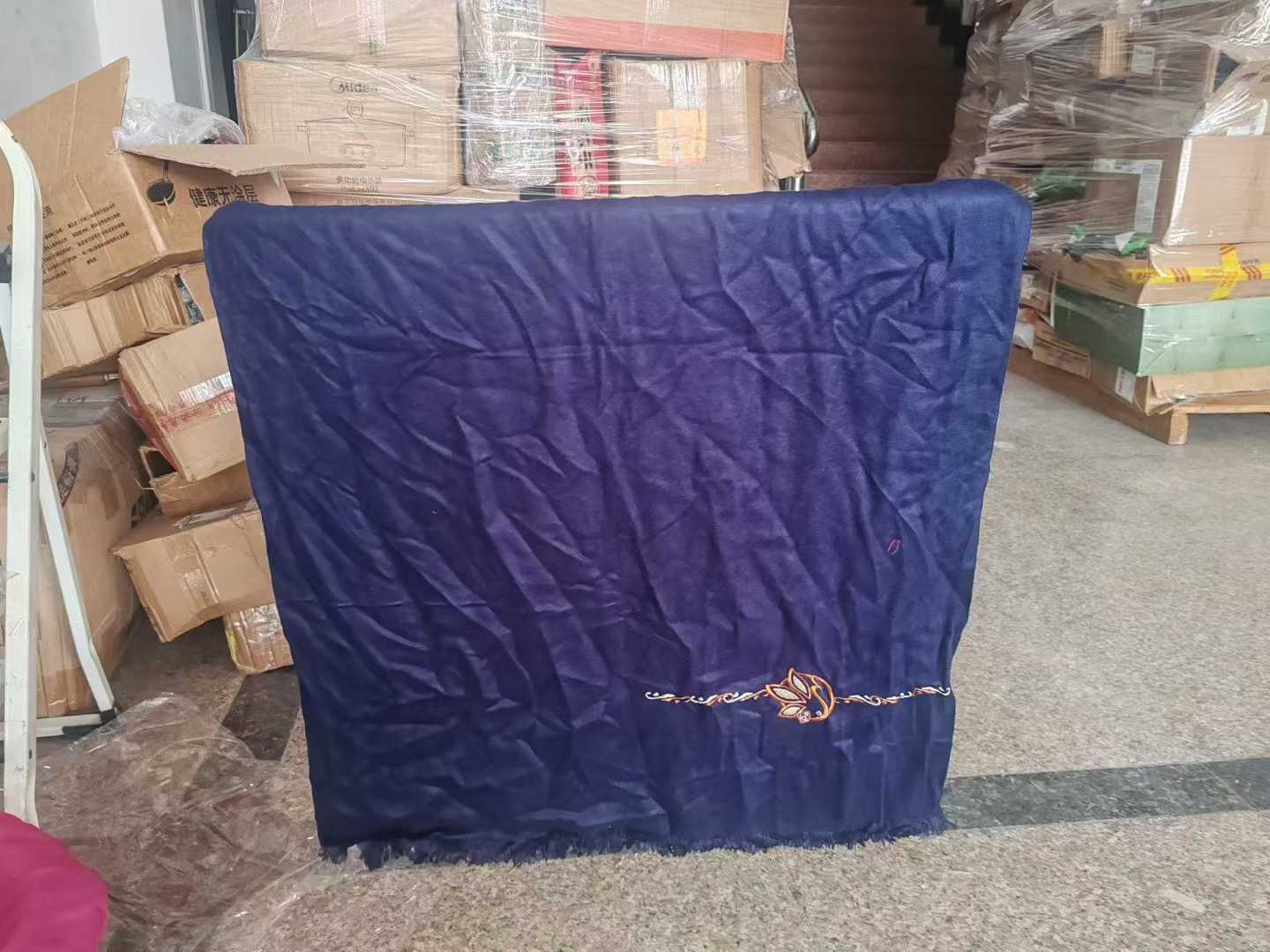 碧桂园羊绒围巾