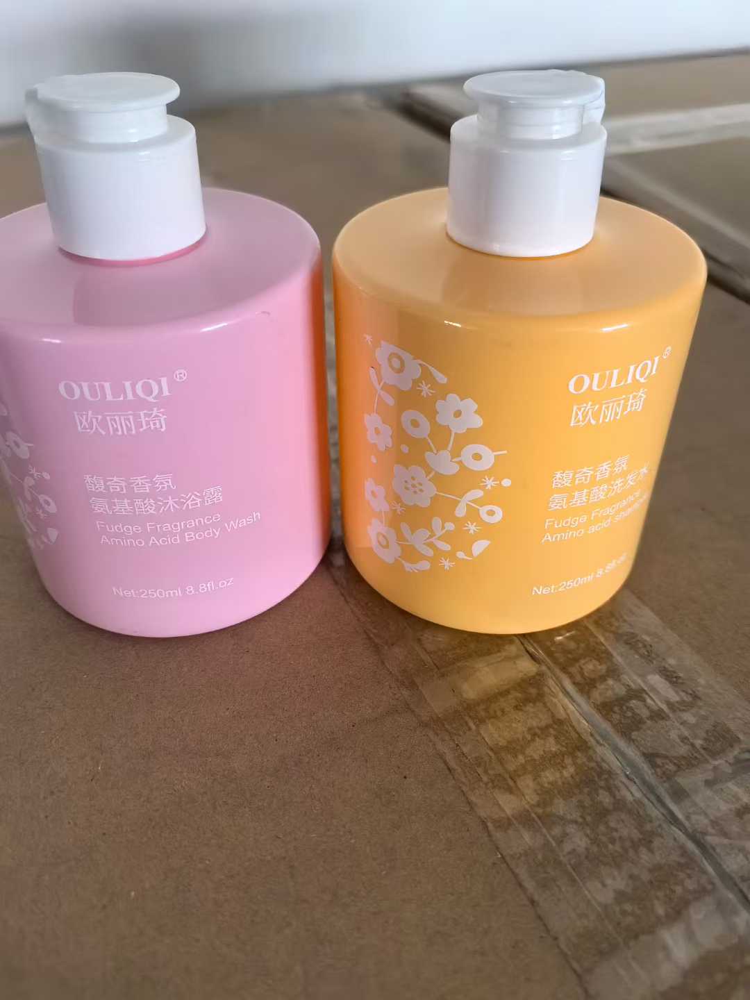 欧丽琦250mL洗发水沐浴露