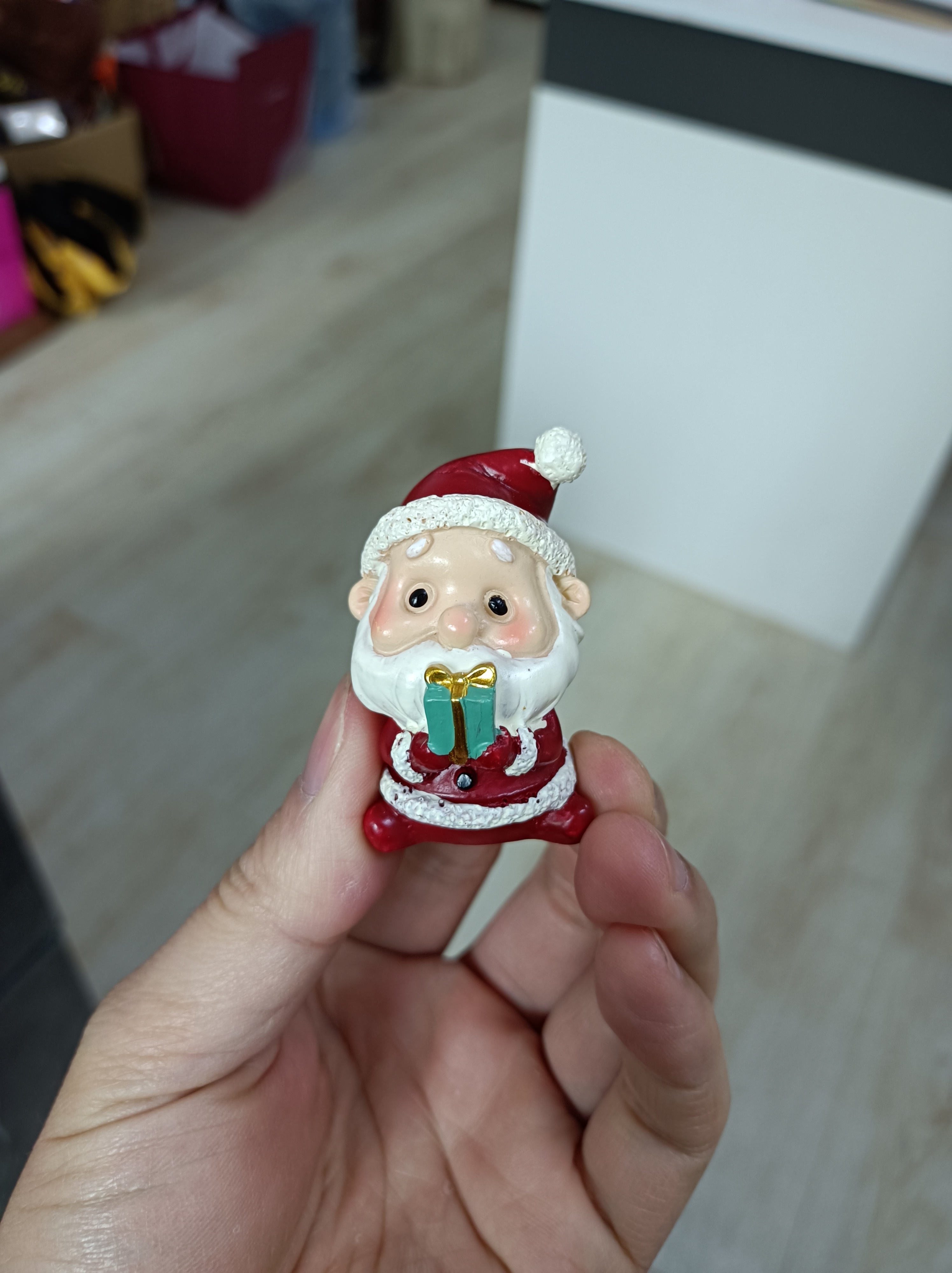 桌面小公仔摆件