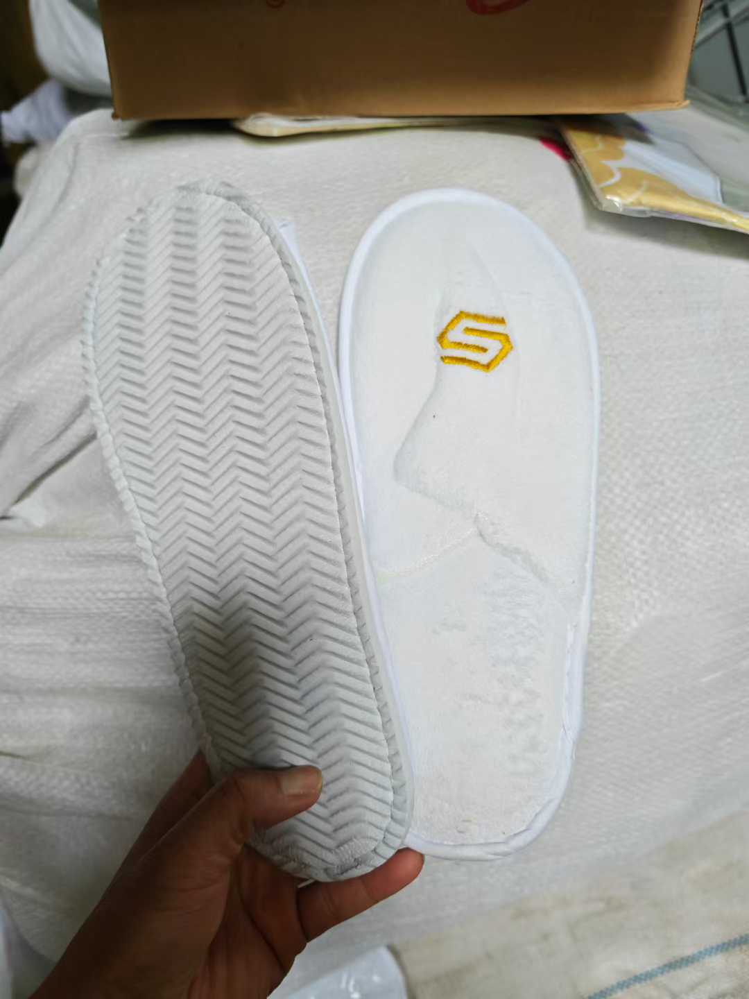酒店一次性拖鞋2