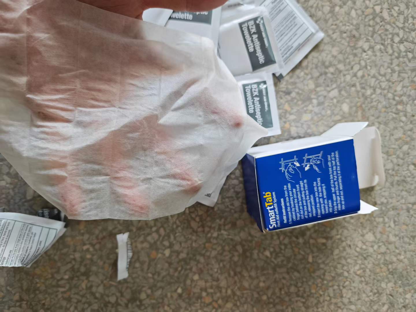 盒装口袋消毒湿巾