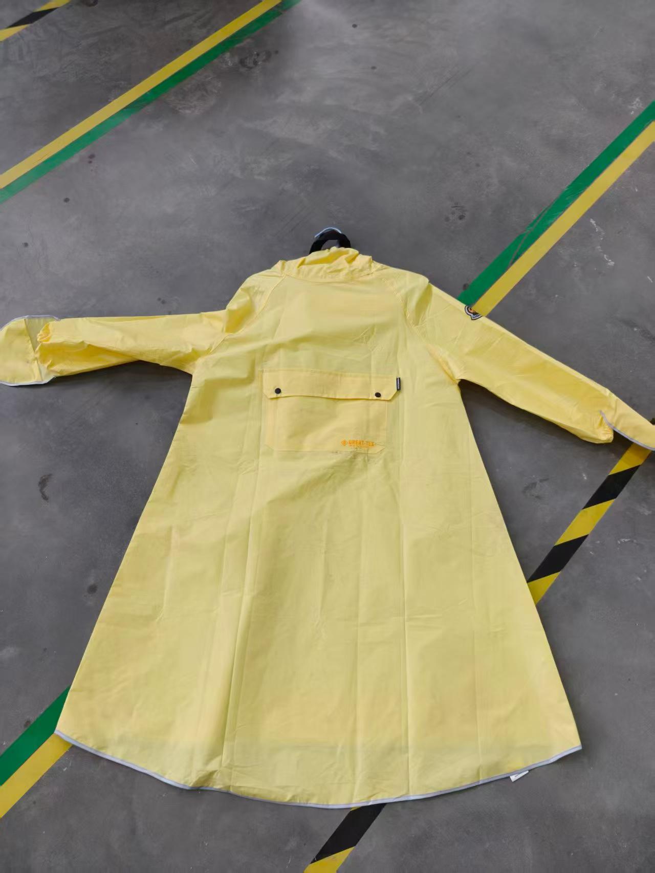 雨衣